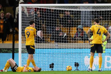 Wolverhampton Wanderers oyuncuları, İngiltere 'nin Molineux kentinde oynanan Premier League maçında Wolverhampton Wanderers - Ipswich Town maçında Jack Taylor' ın son golünü attıktan sonra üzgün görünüyorlar.