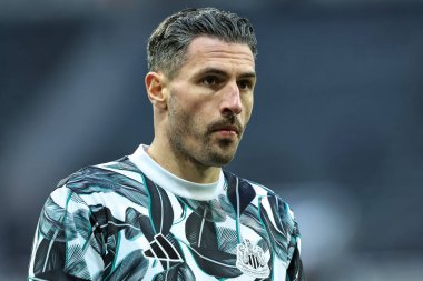 Newcastle United 'dan Fabian Schr Premier League maçı sırasında İngiltere' nin Newcastle şehrinde oynanan Newcastle United - Leicester City maçında ısınma turunda 14 Aralık 2024