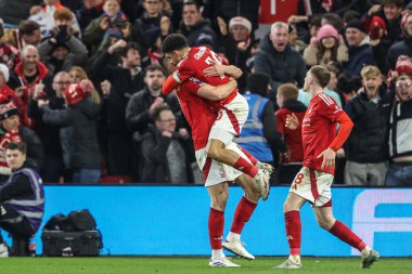 Nottingham Ormanı 'ndan Nikola Milenkovi, İngiltere' nin Nottingham şehrinde 14 Aralık 2024 'te oynanan Premier Lig maçı Nottingham Forest' a karşı Aston Villa maçında 1-1 kazanma hedefini kutluyor.