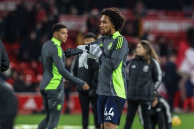 Aston Villa 'dan Boubacar Kamara Premier Lig maçı sırasında Nottingham Forest, Aston Villa' ya karşı City Ground, Nottingham, İngiltere 'de 14 Aralık 2024' te oynanan ısınma maçında