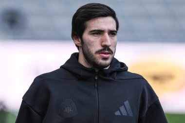 Newcastle United takımından Sandro Tonali, Premier Lig maçı sırasında St.James 's Park, Newcastle, İngiltere' de oynanan Newcastle United - Leicester City maçına geldi.