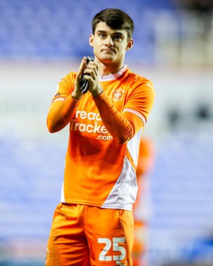 Blackpool 'dan Rob Apter, 14 Aralık 2024' te İngiltere 'de oynanan 