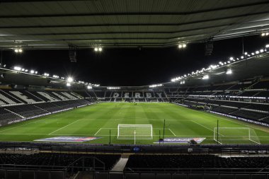 13 Aralık 2024 'te İngiltere' deki Pride Park Stadyumu 'nda oynanan Derby County - Portsmouth maçı öncesinde Pride Park' ın genel bir görüntüsü.