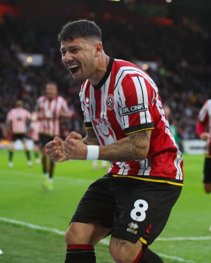 Sheffield United takımından Gustavo Hamer, 14 Aralık 2024 'te Bramall Lane, Sheffield, İngiltere' de oynanan Gökyüzü İddia Şampiyonası maçında 1-0 'lık galibiyetini kutluyor.