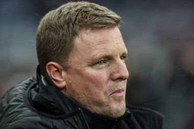 Newcastle United 'ın teknik direktörü Eddie Howe Premier Lig maçı sırasında Newcastle United ile Leicester City arasındaki St.James' s Park, Newcastle, İngiltere, 14 Aralık 2024