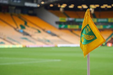 Norwich City, Norwich Road, Norwich, İngiltere 'de 15 Aralık 2024 tarihinde Burnley' e karşı oynanan Gökyüzü İddia Şampiyonası maçından önceki köşe bayrağının genel görünümü