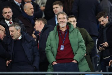 Sir Jim Ratcliffe Premier League maçı sırasında Manchester City Manchester United 'a karşı Etihad Stadyumu, Manchester, İngiltere, 15 Aralık 2024