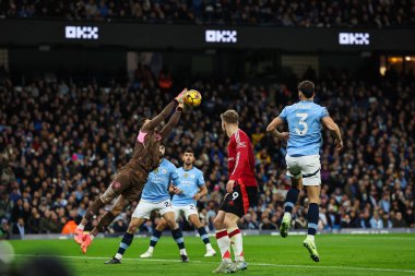 Manchester City 'den Ederson, Manchester City' nin Manchester United 'a karşı 15 Aralık 2024' te Etihad Stadyumu 'nda oynanan Premier League maçında haçın sahibi olduğunu iddia ediyor.