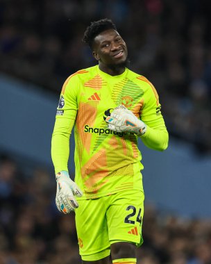 Manchester City 'nin Manchester United' a karşı oynadığı Premier League maçı sırasında Manchester City 'den Josko Gvardiol, Etihad Stadyumu, Manchester, İngiltere, 15 Aralık 2024