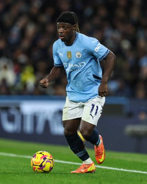 Manchester City 'den Jeremy Doku Premier League maçında Manchester City ile Manchester United arasında 15 Aralık 2024' te Etihad Stadyumu 'nda bir ara verdi.