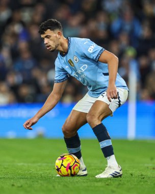 Manchester City 'den Matheus Nunes, Manchester United' a karşı 15 Aralık 2024 tarihinde Etihad Stadyumu 'nda oynanan Premier League maçında