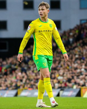 Norwich City 'den Callum Doyle, 15 Aralık 2024' te Norwich City, Norwich Road 'da Burnley' e karşı oynanan Sky Bet Şampiyonası maçına bakıyor.