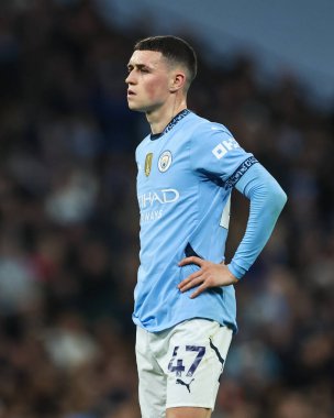 Manchester City 'nin Manchester United' a karşı oynadığı Premier League maçında Manchester City 'den Phil Foden, Etihad Stadyumu, Manchester, İngiltere, 15 Aralık 2024