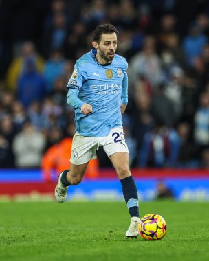 Manchester City 'den Bernardo Silva Premier League maçında Manchester City ile Manchester United arasında 15 Aralık 2024' te Etihad Stadyumu 'nda bir ara verdi.