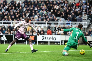 Brentford 'dan Yoane Wissa, 18 Aralık 2024' te St. James 's Park, Newcastle, İngiltere' de oynanan Carabao Kupa Çeyreği finalinde 3-1 berabere kaldı.