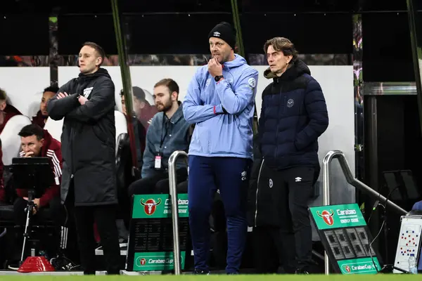 Thomas Frank, 18 Aralık 2024 'te İngiltere, Newcastle' daki St. James 's Park' ta Brentford 'a karşı oynanan Carabao Kupa Çeyreği Finali' nde teknik direktör.