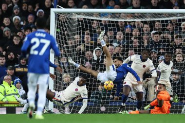 Chelsea 'den Tosin Adarabioyo ve Everton' dan Iliman Ndiaye, 22 Aralık 2024 'te Goodison Park, Liverpool, İngiltere' de oynanan Premier Lig karşılaşmasında Everton Chelsea ile karşılaştı.