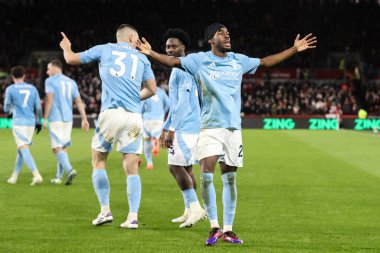 Nottingham Ormanı 'ndan Anthony Elanga, Premier League maçı Brentford Nottingham Ormanı' na karşı 21 Aralık 2024 'te Londra' daki Gtech Community Stadyumu 'nda oynanan maçta 0-2' lik galibiyet golünü kutluyor.