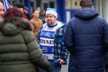 Taraftarlar 21 Aralık 2024 'te Londra Matrade Loftus Road' da Queens Park Rangers ve Preston North End arasındaki Sky Bet Şampiyonası öncesinde Matrade Loftus Road 'a geldiler.