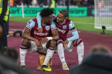 West Ham United takımından Muhammed Kudus, 21 Aralık 2024 'te Londra' daki Londra Stadyumu 'nda oynanan Premier League maçında West Ham United ve Hove Albion maçında 1-1 kazanma hedefini kutluyor.