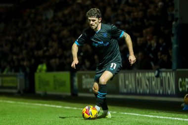 Preston North End 'den Robbie Brady, 21 Aralık 2024' te Londra Matrade Loftus Yolu 'nda Queens Park Rangers ve Preston North End arasındaki Sky Bet Şampiyonası maçında pas veriyor.