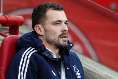 Nottingham Ormanı 'ndan Harry Toffolo Premier League maçı sırasında Brentford Nottingham Ormanı' na karşı Gtech Community Stadyumu, Londra, 21 Aralık 2024