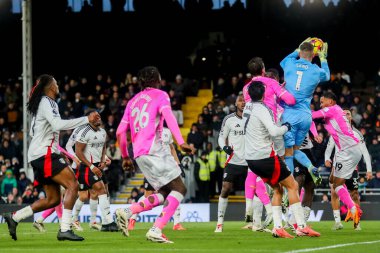 Fulham 'dan Bernd Leno Premier Lig maçı sırasında Londra Craven Cottage' da Fulham Southampton 'a karşı 22 Aralık 2024' te bir kurtarış yaptı.