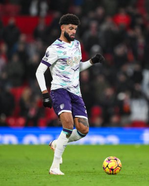 Bournemouth takımından Philip Billing 22 Aralık 2024 'te Old Trafford, Manchester, İngiltere' de oynanan Premier League maçında topa vuruyor.