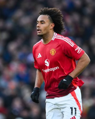 Manchester United 'ın 22 Aralık 2024' te Old Trafford, Manchester, İngiltere 'de oynadığı Premier League maçında Joshua Zirkzee ile karşı karşıya geldi.
