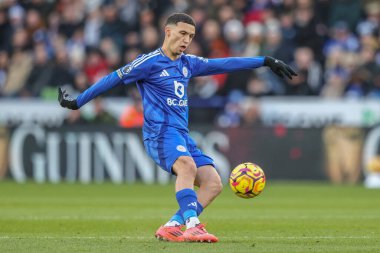Leicester City 'den Bilal El Khannouss, 22 Aralık 2024' te King Power Stadyumu 'nda Leicester City ile Wolverhampton Wanderers arasında oynanan Premier League karşılaşmasında serbest atış yaptı.