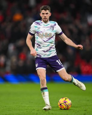 Bournemouth 'dan Ryan Christie 22 Aralık 2024' te Old Trafford, Manchester, İngiltere 'de oynanan Premier League maçında Manchester United Bournemouth' a karşı