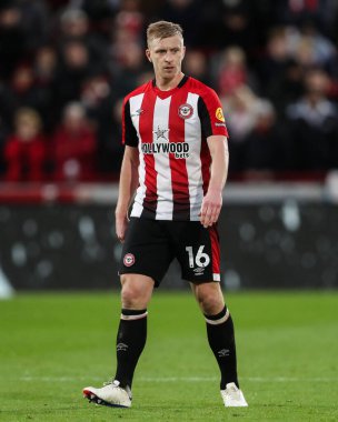 Brentford 'dan Ben Mee Premier League maçı sırasında Brentford Nottingham Forest' a karşı The Gtech Community Stadyumu, Londra, İngiltere, 21 Aralık 2024