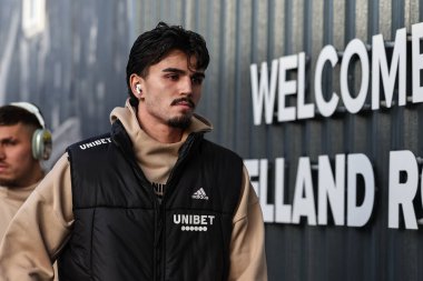 Leeds United takımından Pascal Struijk, Leeds Road, Leeds, İngiltere 'de 21 Aralık 2024 tarihinde oynanan Sky Bet Şampiyonası maçında Oxford United' a karşı Leeds maçına geldi.