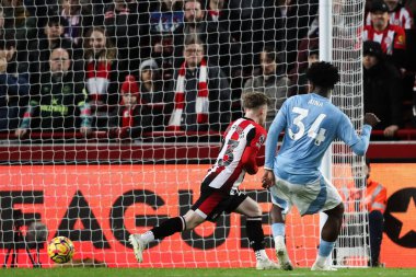 Nottingham Ormanı 'ndan Ola Aina Premier League maçında Brentford Nottingham Ormanı' na karşı Gtech Community Stadyumu, Londra, 21 Aralık 2024 'te oynanan maçta 0-1' lik skorla gol attı.