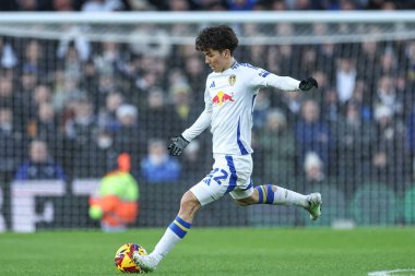 Leeds United takımından Ao Tanaka, Leeds Road, Leeds, İngiltere 'de Leeds United' a karşı oynanan 21 Aralık 2024 'te oynanan Sky Bet Şampiyonası maçında...