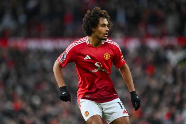 Manchester United 'ın 22 Aralık 2024' te Old Trafford, Manchester, İngiltere 'de oynadığı Premier League maçında Joshua Zirkzee ile karşı karşıya geldi.
