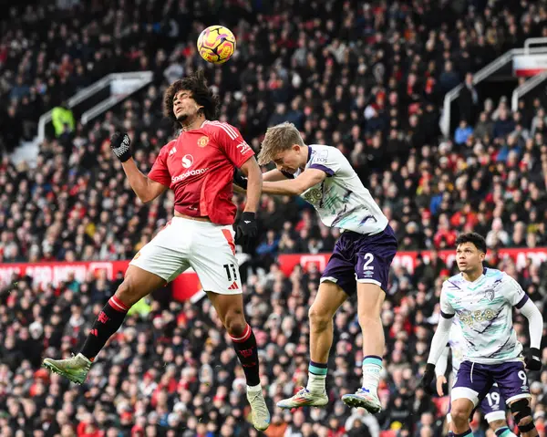 Manchester United 'dan Joshua Zirkzee 22 Aralık 2024' te Old Trafford, Manchester, İngiltere 'de oynanan Premier League maçında top gol koğuşuna liderlik etti.