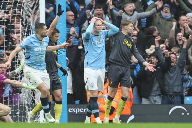 Erling Haaland of Manchester City reacts after his penalty rebound goal is given offside during the Premier League match Manchester City vs Everton at Etihad Stadium, Manchester, United Kingdom, 26th December 2024 clipart