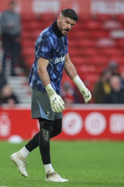 Tottenham Hotspur 'dan Fraser Forster Premier League maçında ısınma turunda Nottingham Forest Tottenham Hotspur' a karşı City Ground, Nottingham, Birleşik Krallık, 26 Aralık 2024 'te