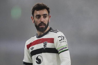 Manchester United 'dan Bruno Fernandes Premier League maçı sırasında Wolverhampton Wanderers, Manchester United' a karşı Molineux, Wolverhampton, Birleşik Krallık 'ta, 26 Aralık 2024