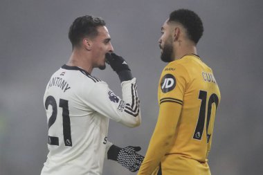 Manchester United takımından Antony, Wolverhampton Wanderers ile Manchester United maçında Wolineux, Wolverhampton, Birleşik Krallık 'ta 26 Aralık 2024' te Wolverhampton Wanderers maçında Matheus Cunha ile görüştü.