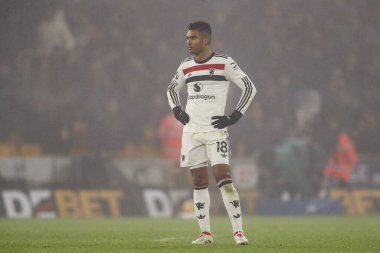 Manchester United takımından Casemiro, Premier League maçında Wolverhampton Wanderers 'ın Manchester United' a karşı Molineux, Wolverhampton, Birleşik Krallık 'ta 26 Aralık 2024' te oynadığı maçta 2-0 yenilgiyi kabul etti.