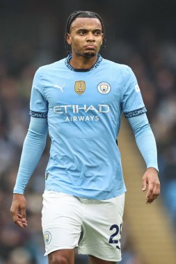 Manchester City 'den Manuel Akanji Premier League maçı sırasında Manchester City Everton' a karşı Etihad Stadyumu, Manchester, Birleşik Krallık, 26 Aralık 2024