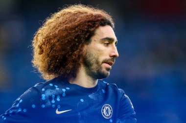 Chelsea 'li Marc Cucurella Premier Lig maçından önce ısınıyor. Chelsea, Fulham' a karşı Stamford Bridge, Londra, Birleşik Krallık, 26 Aralık 2024