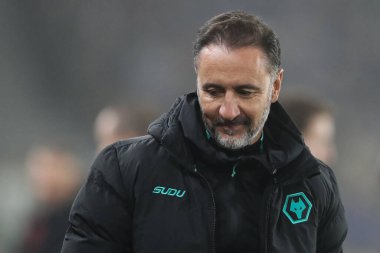 Wolverhampton Wanderers 'ın koçu Vitor Pereira Premier League maçında Wolverhampton Wanderers, Manchester United' a karşı Molineux, Wolverhampton, Birleşik Krallık, 26 Aralık 2024