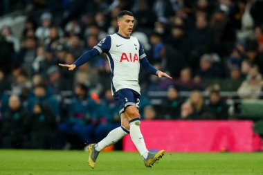 Tottenham Hotspur 'dan Pedro Porro Premier League maçı sırasında Tottenham Hotspur Wolverhampton Wanderers' a karşı Tottenham Hotspur Stadyumu, Londra, Birleşik Krallık, 29 Aralık 2024