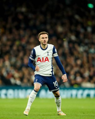 Tottenham Hotspur 'dan James Maddison Premier Lig karşılaşmasında Tottenham Hotspur' a karşı Wolverhampton Wanderers Tottenham Hotspur Stadyumu, Londra, Birleşik Krallık, 29 Aralık 2024