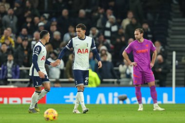 Tottenham Hotspur 'dan Brennan Johnson, Premier League maçında Tottenham Hotspur' un Wolverhampton Wanderers 'a karşı 29 Aralık 2024' te Londra 'daki Tottenham Hotspur Stadyumu' nda 2-1 'lik galibiyetini kutluyor.