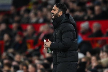 Manchester United 'ın Ruben Amorim Menajeri 30 Aralık 2024' te Old Trafford, Manchester, İngiltere 'de oynanan Premier League maçında oyuncularına sesleniyor.