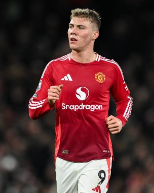 Manchester United ile Newcastle United 'ın 30 Aralık 2024' te Old Trafford, Manchester, İngiltere 'de oynadığı Premier League maçında Rasmus Hjlund